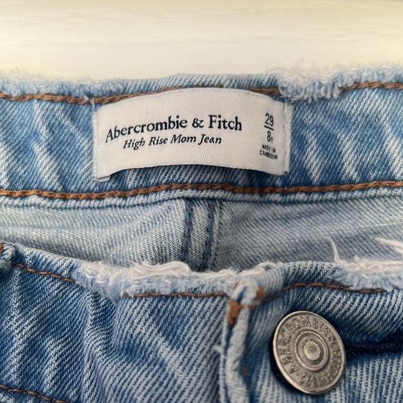 Abercrombie & Fitch Jeans - Picture 3 of 3
